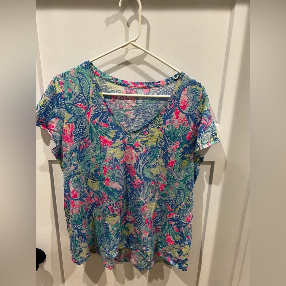 Good used condition size Large Mermaid Cove Etta tee